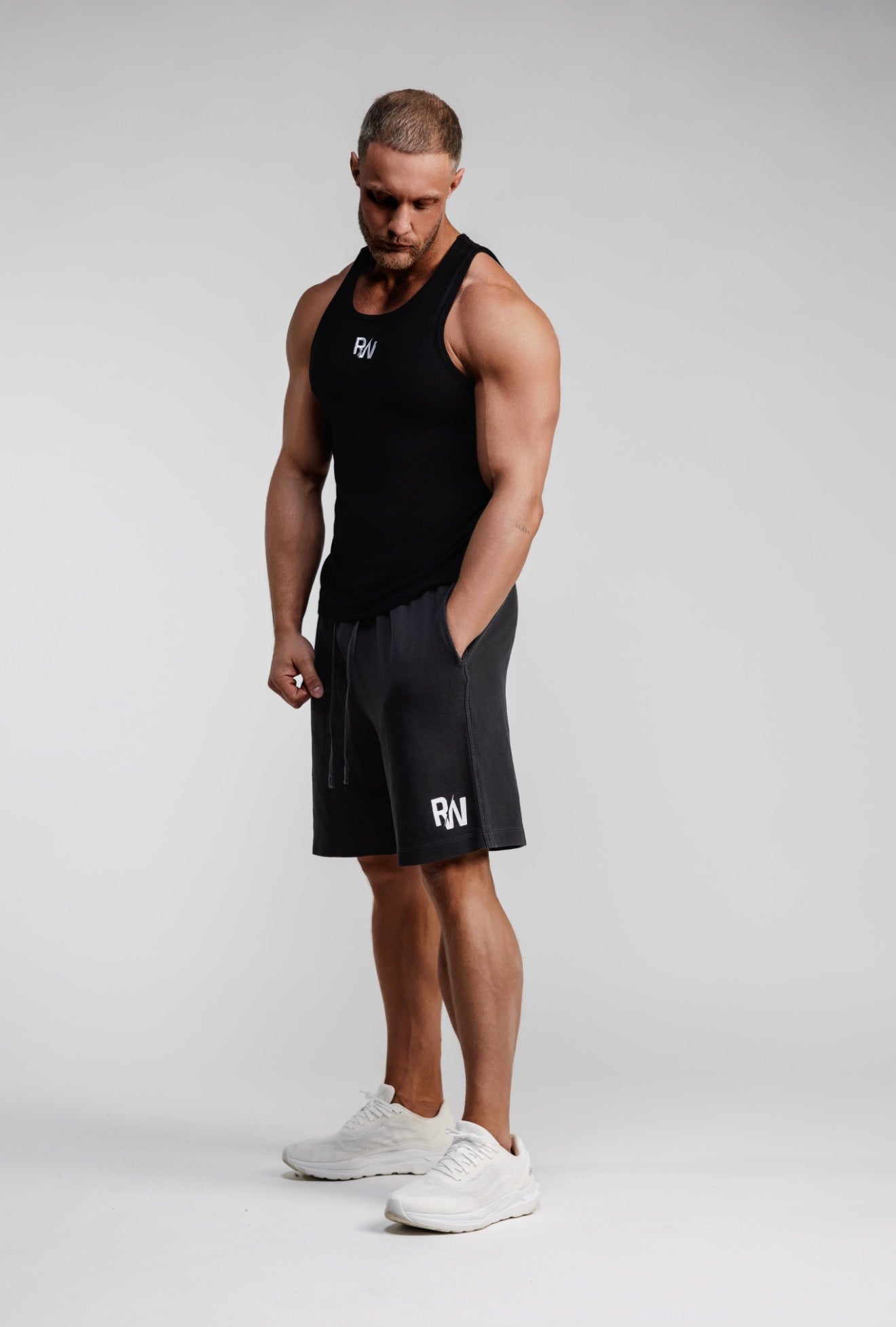 Slate Black essential shorts